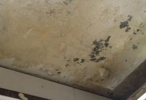 中牟阳台漏水维修公司分享下中牟卫生间渗水维修需要注意哪些问题。